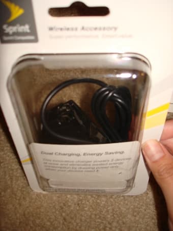 Ventev USB and iPod/iPhone 3G, 3GS, 4 Dual Eco Charger $12 3