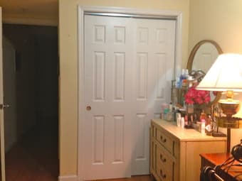 Room available in a 4 bdr house in East Palo Alto (near Ikea) for $675 2