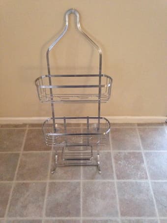 Shower caddy hanging 1