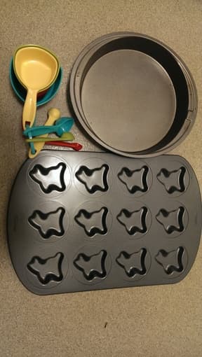 baking set 8$ 1