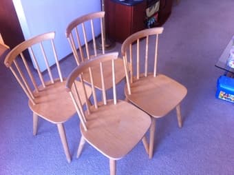 Moving Sale-Palo Alto, Chair and table Self pick up only 1