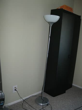 Floor lamp $10 1