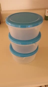 Moving sale: Kitchen supplies 2