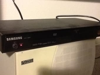 $60 TV & DVD Player 3