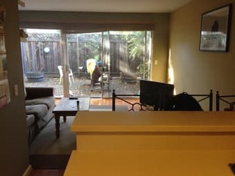 Sublet for rent, between University and California near Alma 2