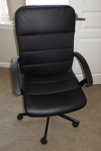 Swivel chair - $25 1