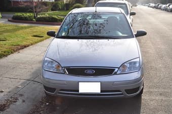 2005 Ford Focus ZX4 SE, 83K, $5000 1