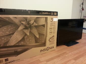 39" LED TV(nearly new) 3
