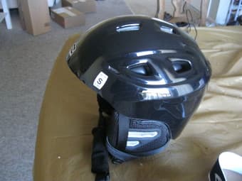 Skiing helmet $20 2