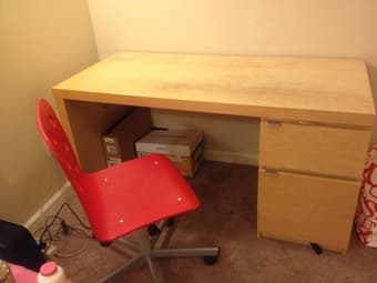Moving sale:  desk +chair  $40 1