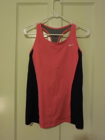 Nike DriFit running top 1