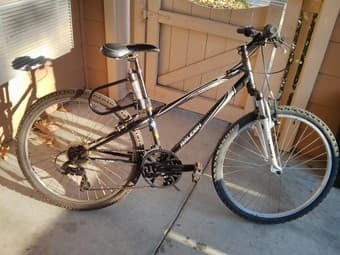 [Sell] Commuting bike-Raleigh 1