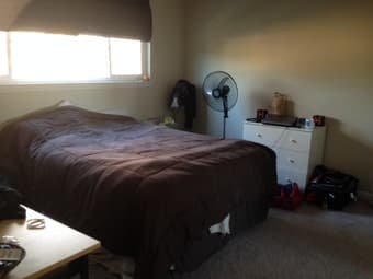 Master Bedroom with Private Bathroom in 2brd Apt in Menlo Park $1740 3