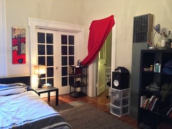 Subletting Furnished Bedroom in 5BR Apartment in Castro - $1300/month 2