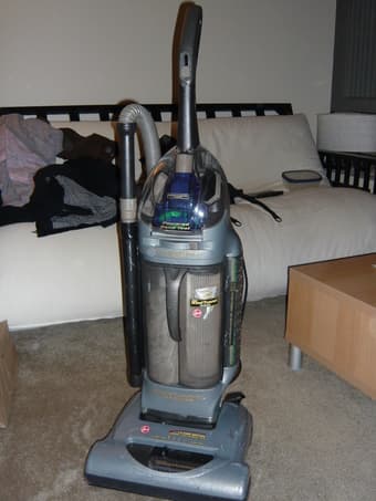 Hoover Vacuum Cleaner ($20) 1