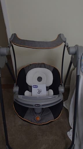 Babystuff (bouncer, swing, playmat, mobile) 3