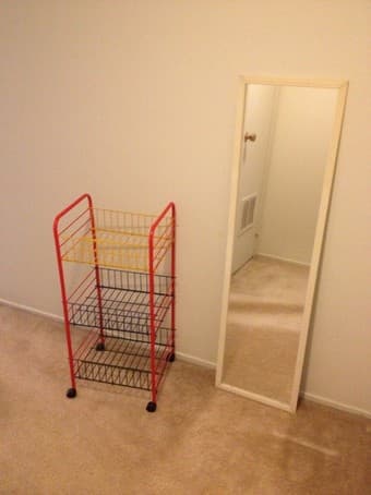 Moving sale (Vacuum Cleaner, Microwave ,Toaster, Mirror, Shelf and lam 3