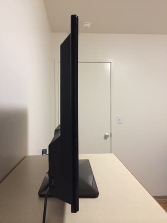 32" Sony LCD TV 1