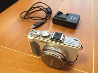 Panasonic LUMIX LX5 camera for sale! In great condition ($130) 3