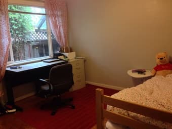 Fully-furnished cozy house available for annual lease from mid-July 20 3