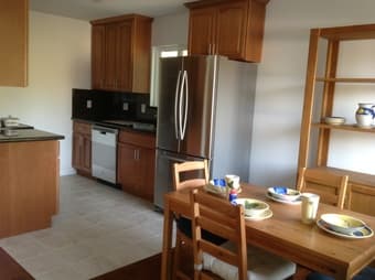 $3050  Beautiful 2 bed 1 1/2 bth, brand new renovation in PA/MV border 1