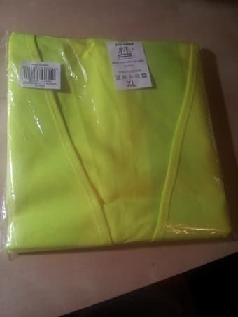 Neon Yellow Zipper Safety Vest with 2 Side Pockets ($6) 2