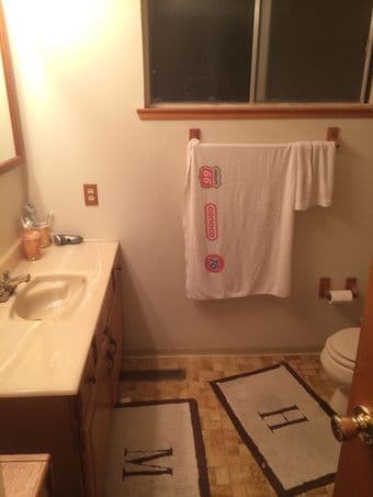 Large master bedroom for rent in Mountain View ($650) 3