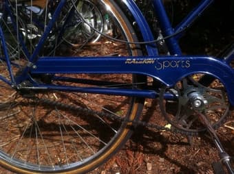 Pretty blue vintage Raleigh lady's bicycle 2