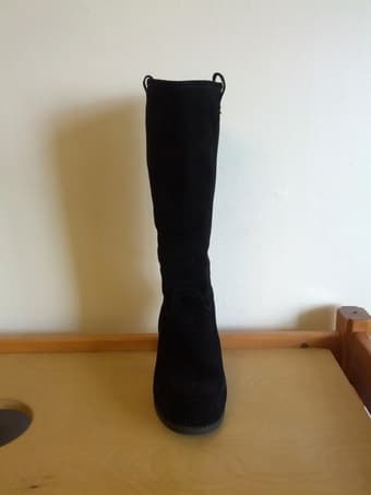 Black Boots 2