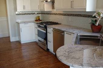 Master bedroom in Noe Valley, $1495/mo + utilities. Available now! 3