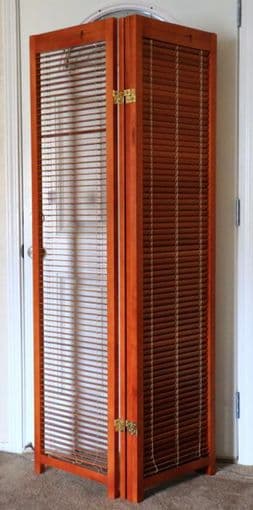 Beautiful wooden room divider - $150 3