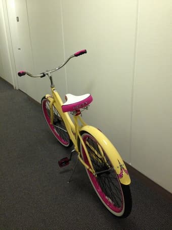 Brand new women's cruiser bike. $135. 2