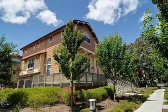 Furnished 1 bd / 1ba in almost new 3bd / 3ba - April to June POOL 1