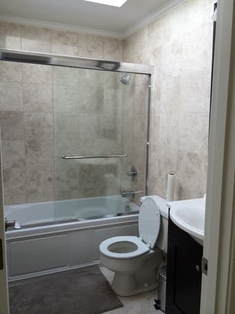 $1800/ FURNISHED, PANORAMIC VIEW 1BR in 2BR / 2 Ba apartment (in SF) 3