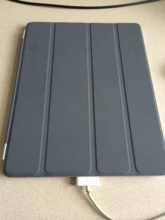 iPad 3rd Gen (wifi) 32 GB + Smart Cover - $300 2