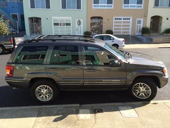 2004 Jeep Grand Cherokee Limited Edition - $7,667 1