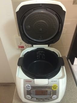 Cuckoo Electronic Pressure Rice Cooker/warmer w/ box $75 2