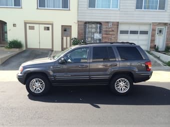 2004 Jeep Grand Cherokee Limited 1