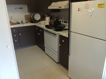 Furnished Apartment Sublet on Stanford Campus 3