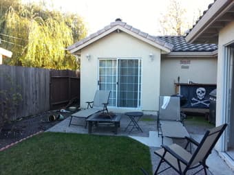 $500 Awesome Room in Mt View Available NOW - May 10 2
