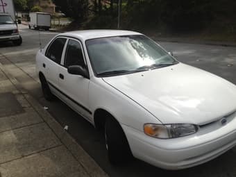 2001 Chevrolet Prizm for Sale ($1500) 1