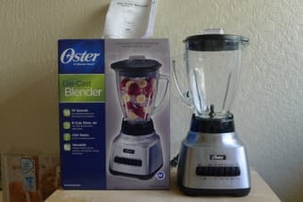 Oster 10 Speed Die-Cast Blender BLSTSS-PZO $20 1