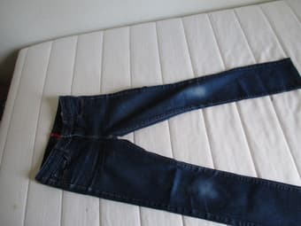 Women's jeans, size 0-2 for sale 1
