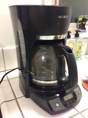 COFFEE MAKER 1