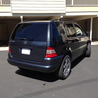 ML320 year 2000 97400 miles $4500 obo 3