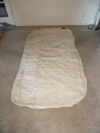 Aerobed - inflatable mattress + bed memory foam 2