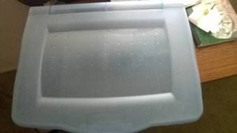 Rubbermaid Storage Box - $2 (palo alto) 1
