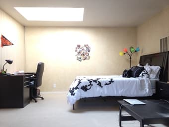 $1350 Master bedroom + private bathroom near downtown Mountain View 2