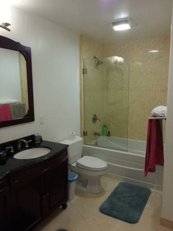 1 room in 2BR/2BA Millbrae Condo 3