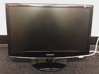 21.5 inch Samsung Monitor FOR SALE 1